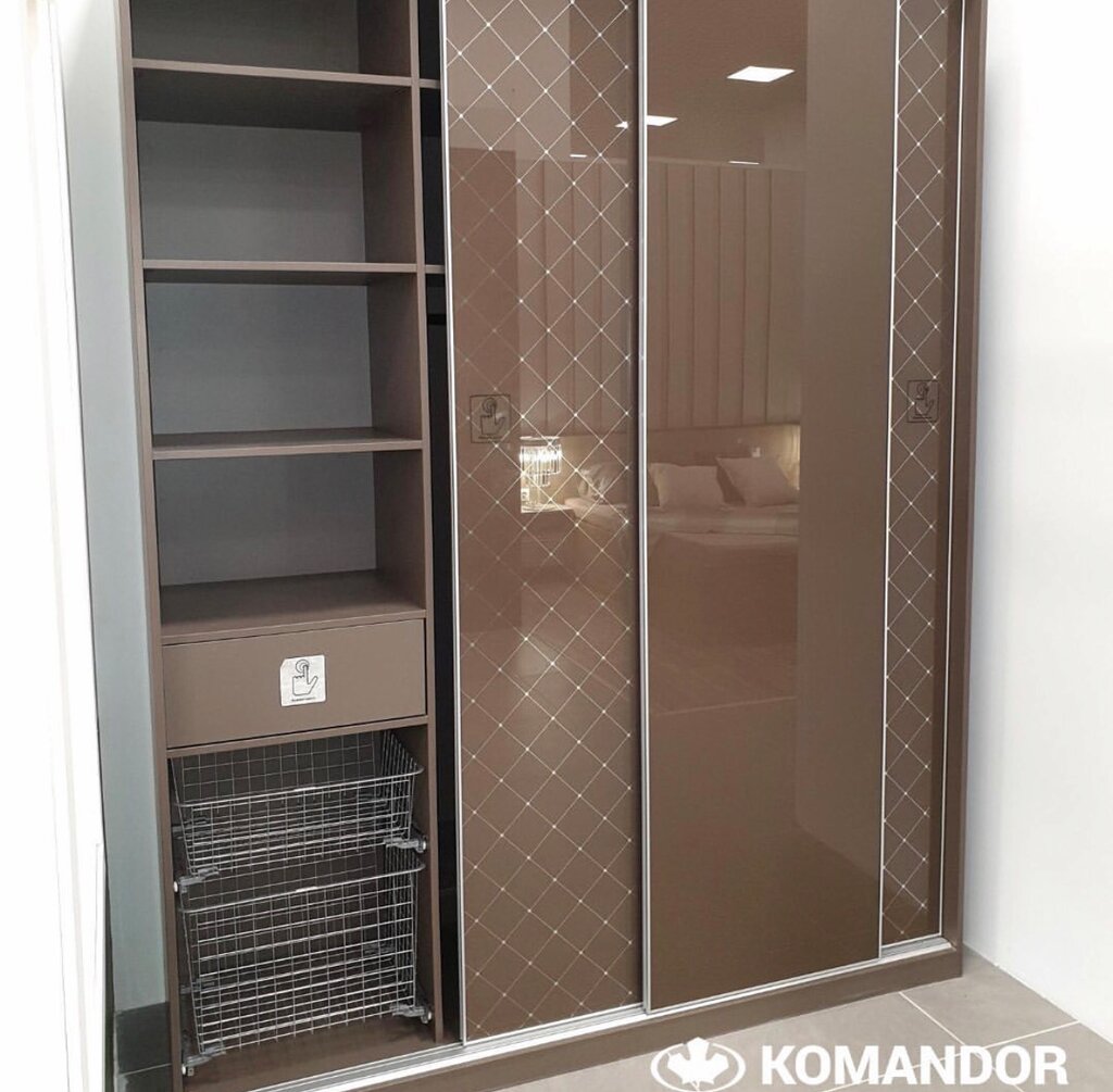 Шкафы komandor (31 фото): наполнение угловой модели в прихожую